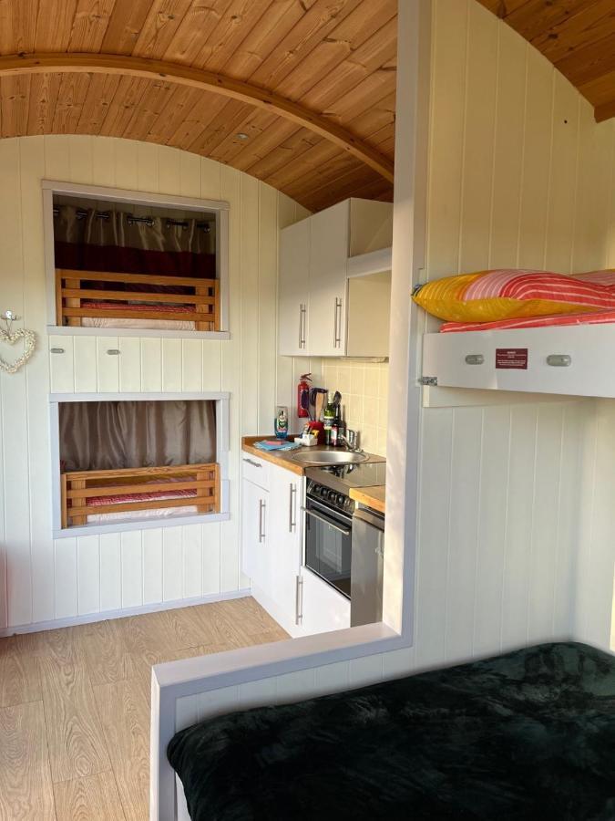 Pearl Shepherds Hut *